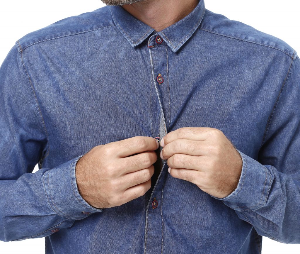 camisa jeans: clássica e flexível, lojas pompéia