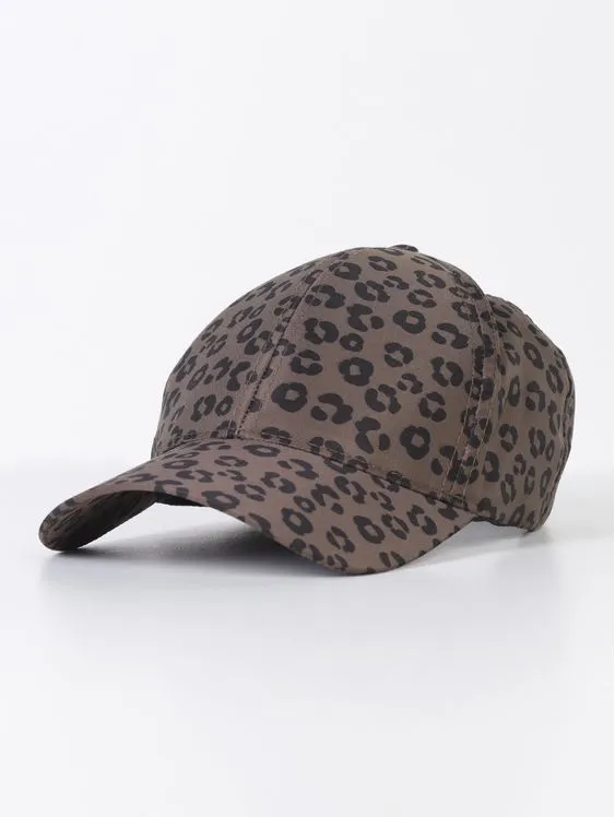 boné animal print oncinha